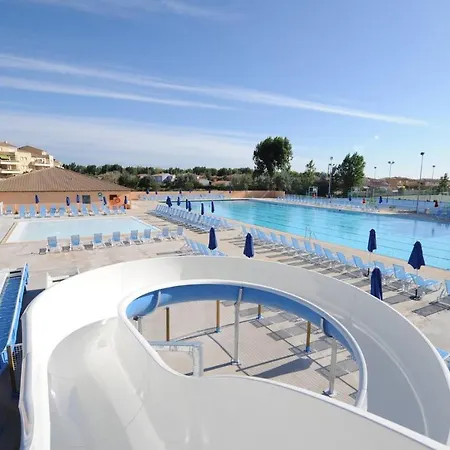 Grau Du Roi Mh 4/5 Resort
